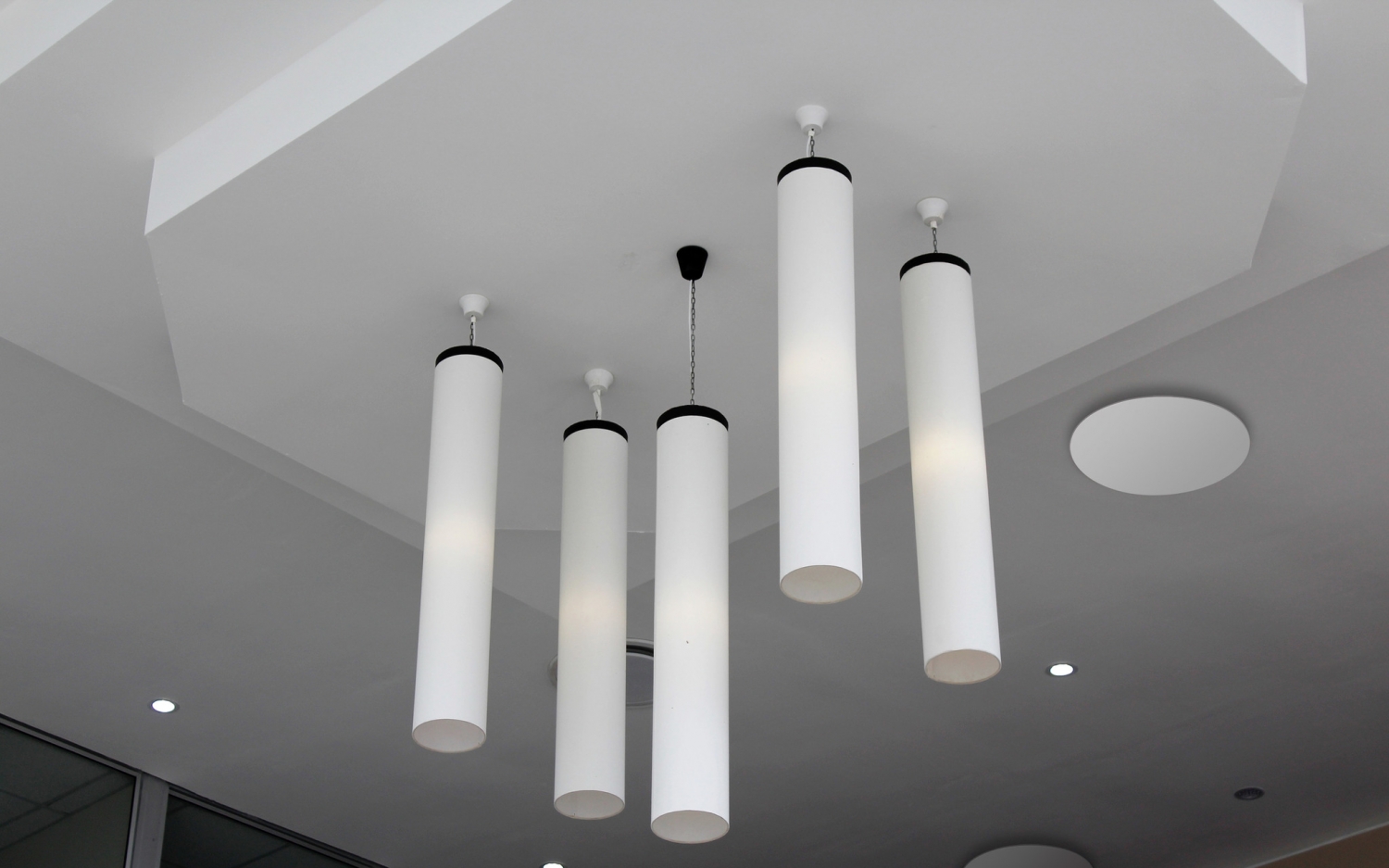 Анемостат со стеклянной внешней частью FOZA D 100 мм. Глянцевое стекло 160х160 мм. Цвет Белый. RAL 9003. Квадрат