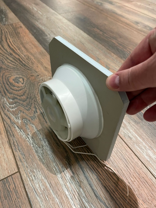 Теневой магнитный диффузор с вентилятором для потолков из гипсокартона 125 мм белый